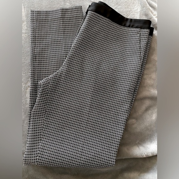 DKNY Black and White Pants - Picture 1 of 7